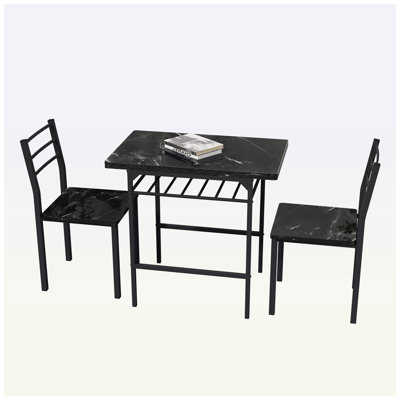 Latitude run dining online set